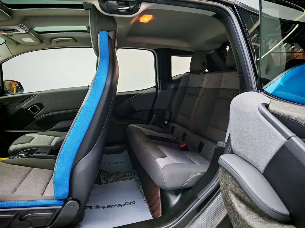 BMW i3 2018 — фото 8