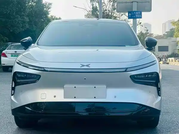 XPeng G7 2025