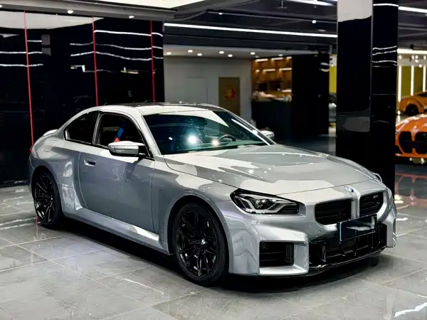 BMW M2 2025