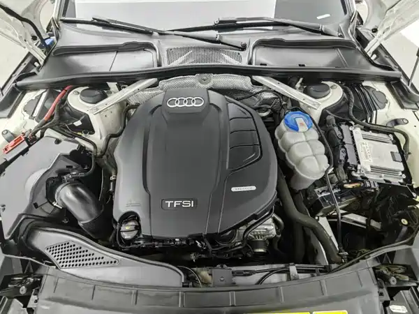 Audi A4L 2019