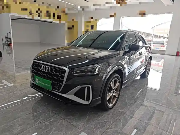 Audi Q2L 2021