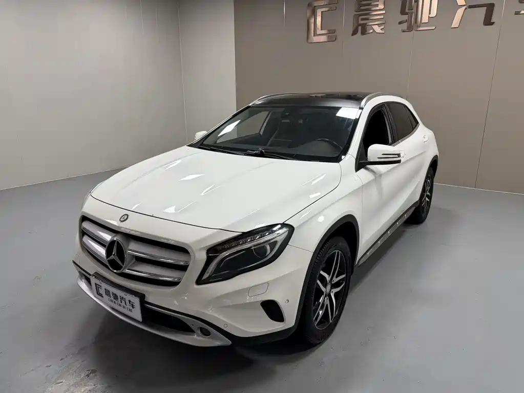 Mercedes-Benz GLA 2017 — фото 1