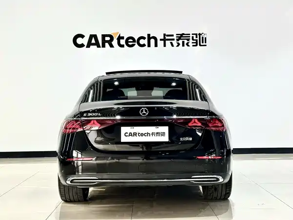 Mercedes-Benz E-Class 2024