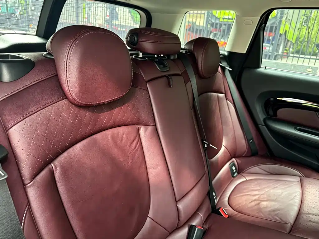 MINI Clubman 2017 — фото 10