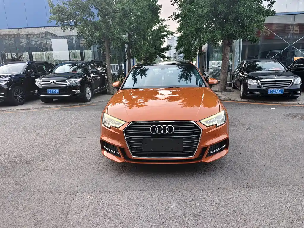Audi A3 2018 — фото 2