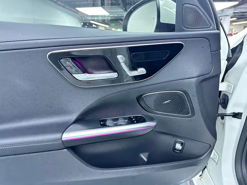 Mercedes-Benz C-Class 2022