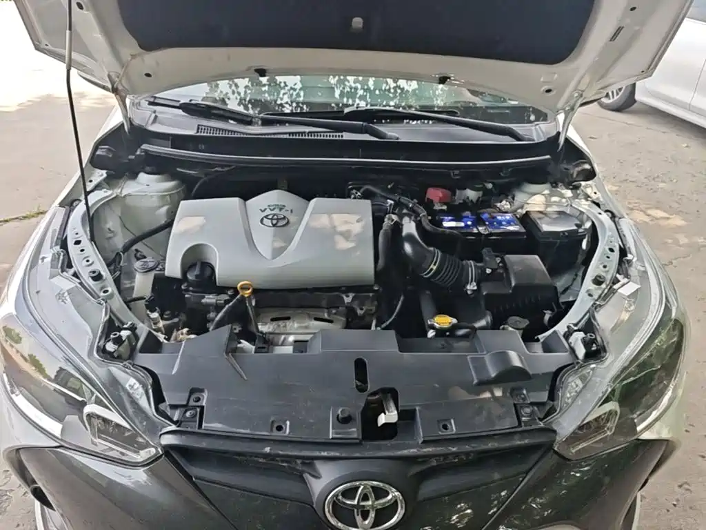 Toyota Yaris L 2018 — фото 20