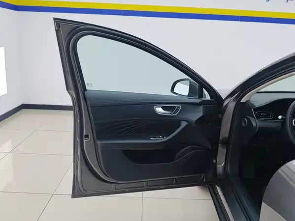 Roewe D7 2024