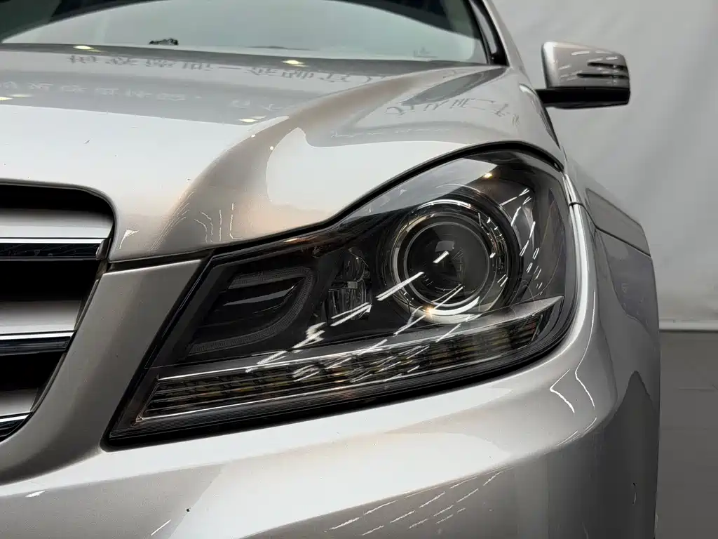 Mercedes-Benz C-Class 2012 — фото 3