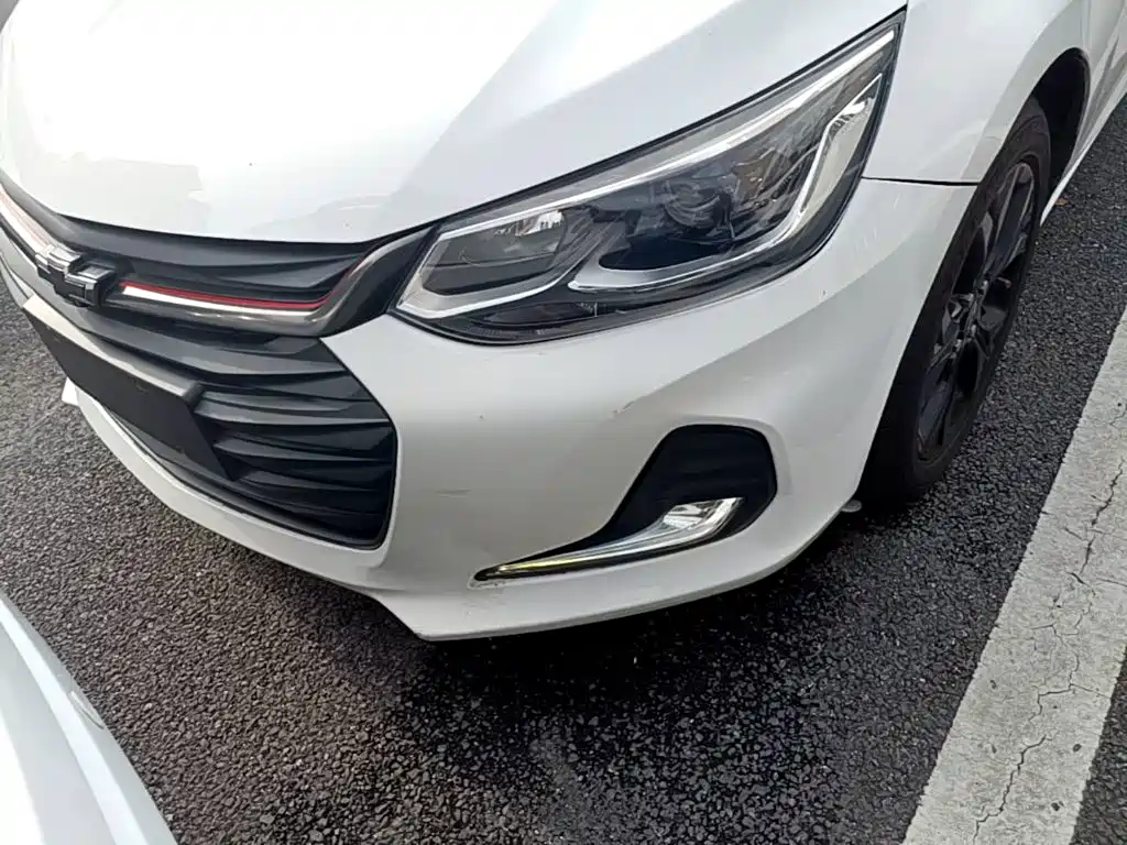Chevrolet Cavalier 2019 — фото 24