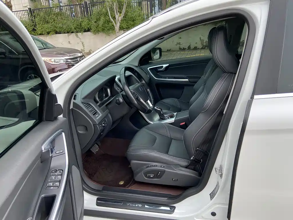 Volvo XC60 2017