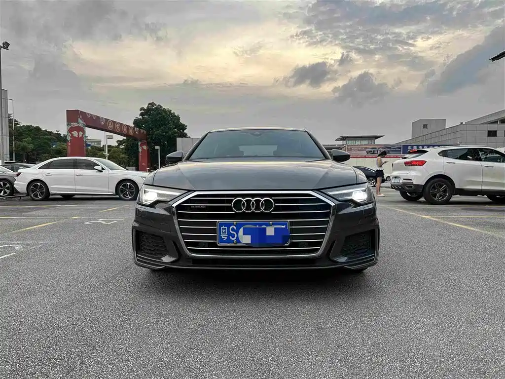 Audi A6L 2022 — фото 2