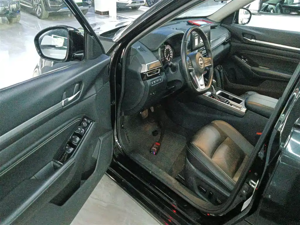 Nissan Teana 2023 — фото 12