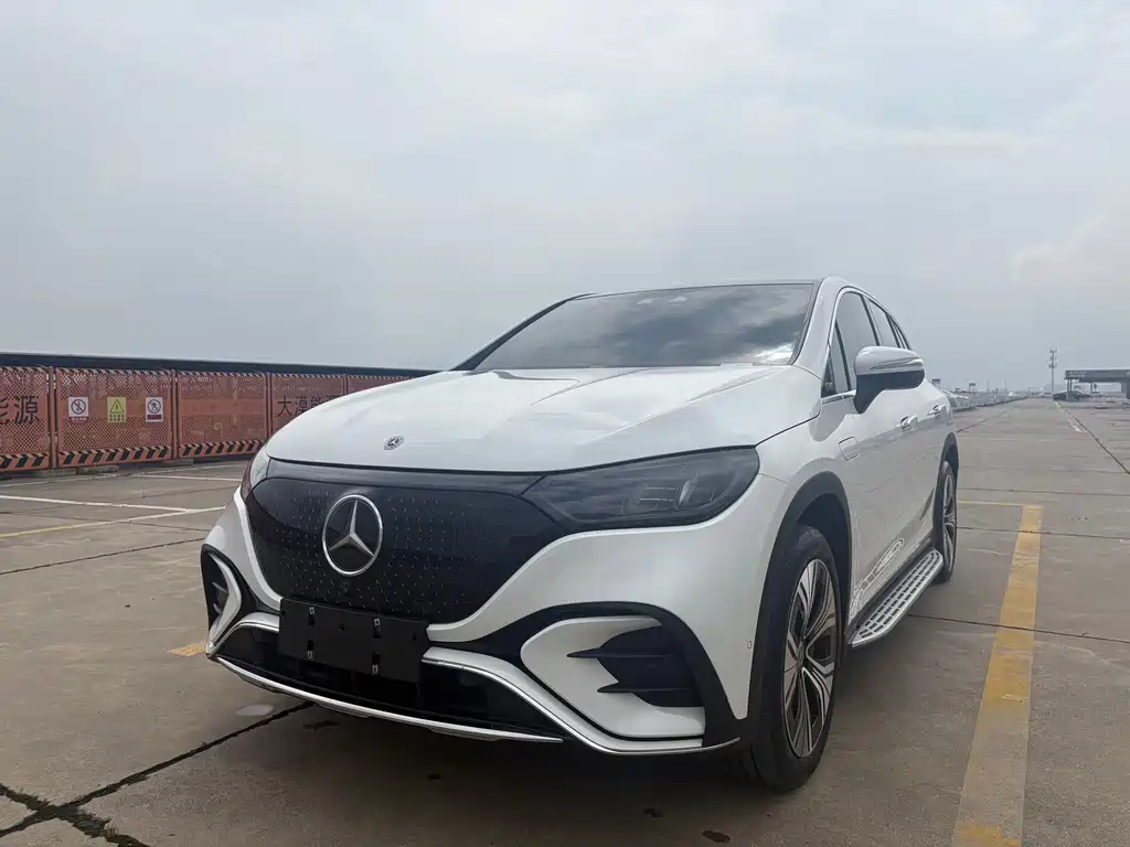 Mercedes-Benz EQE SUV 2023