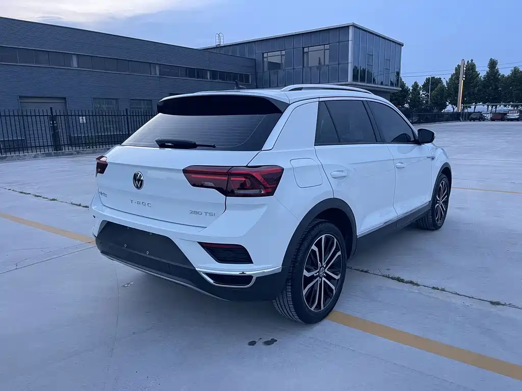Volkswagen T-Roc 2022 — фото 15