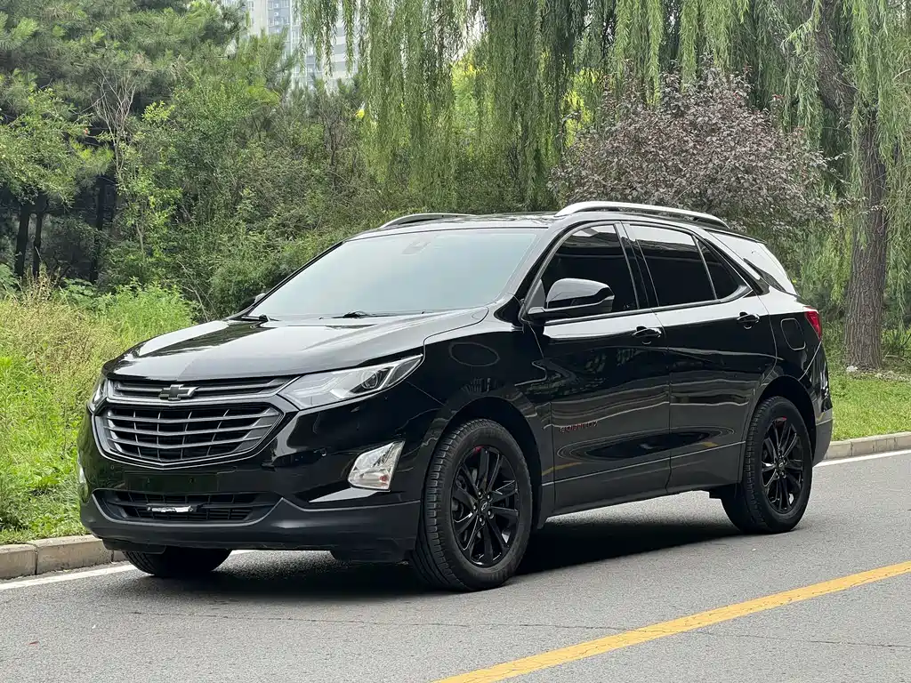 Chevrolet Equinox 2019 — фото 1