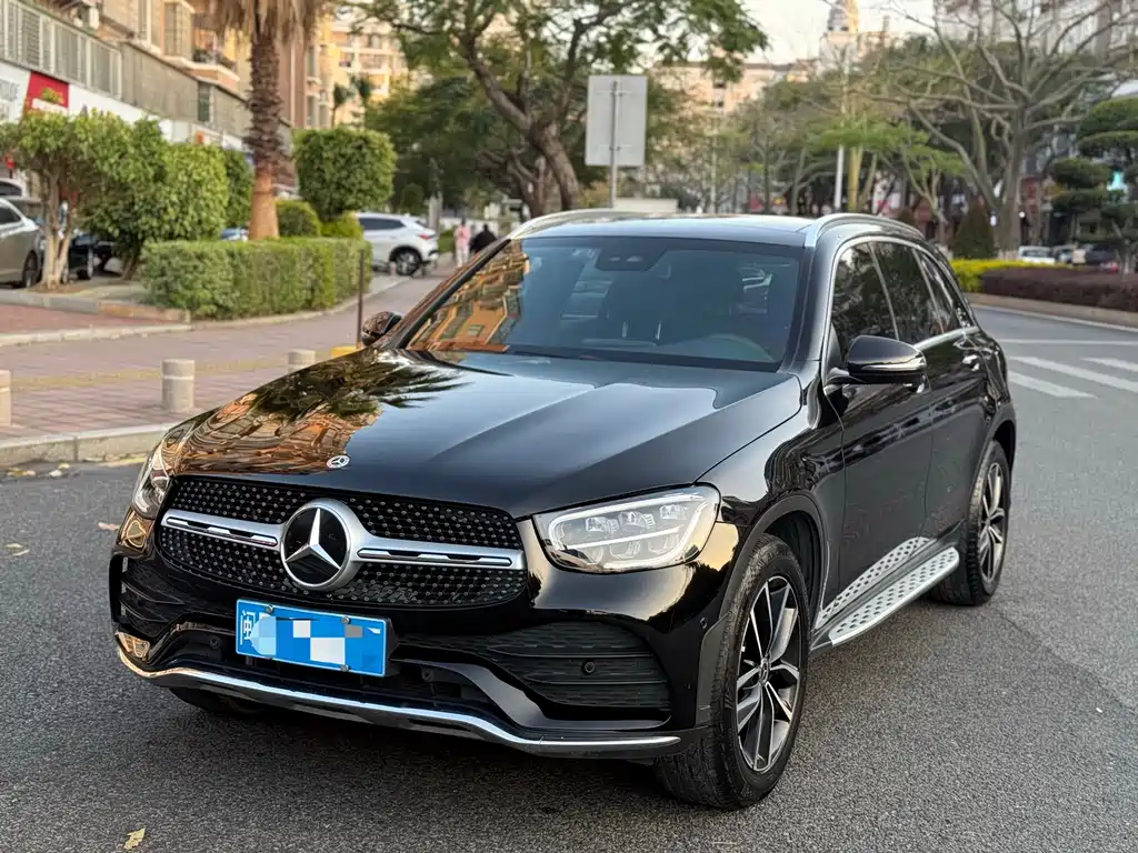Mercedes-Benz GLC 2022 — фото 1