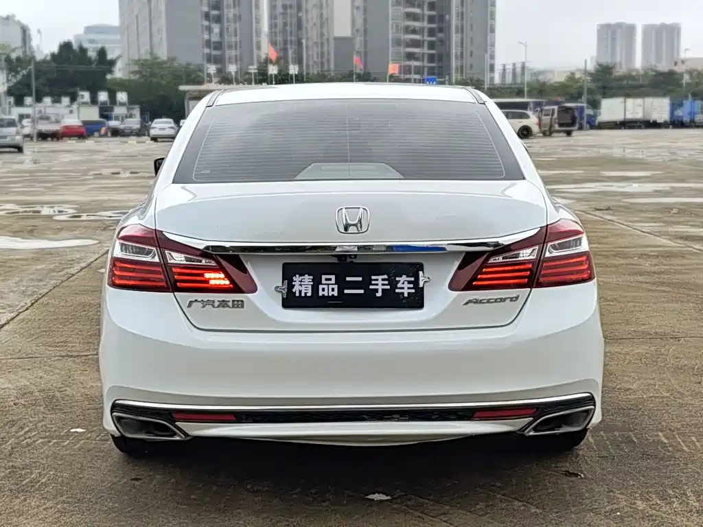 Honda Accord 2017 — фото 6