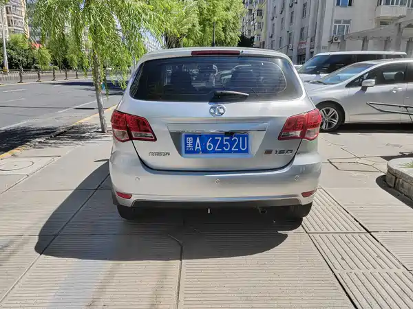 BAIC Motor E Series 2012