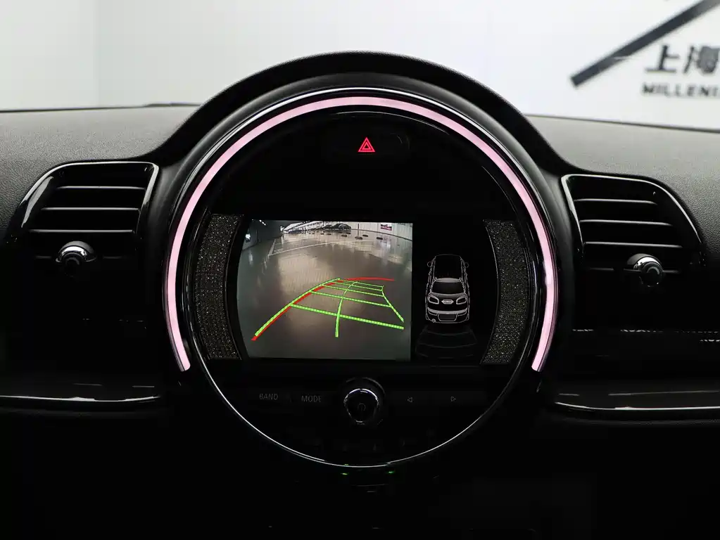 MINI Clubman 2017 — фото 14