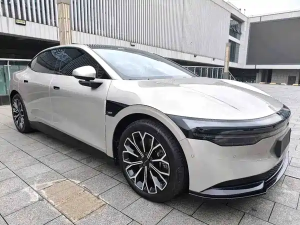 Zeekr 007 2024