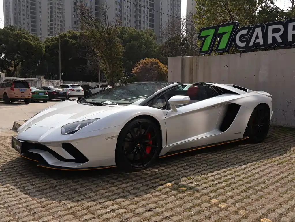 Lamborghini Aventador 2019 — фото 1