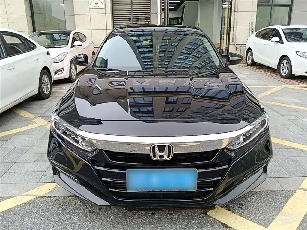 Honda Accord 2020 — фото 3