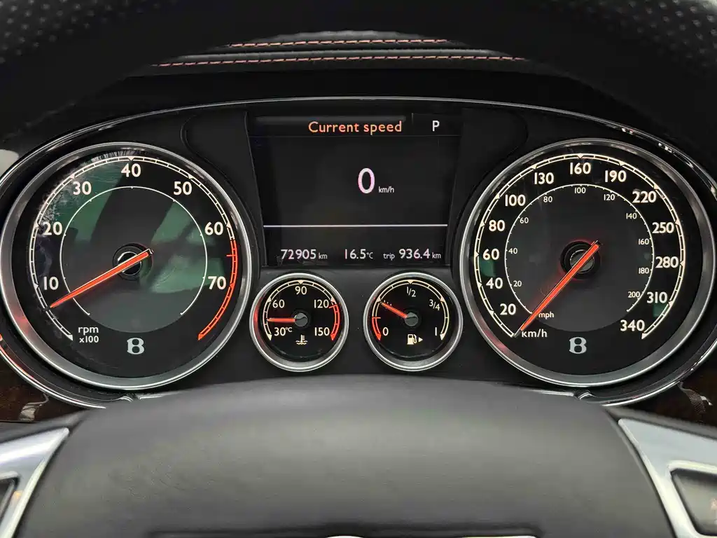 Bentley Continental 2016 — фото 11