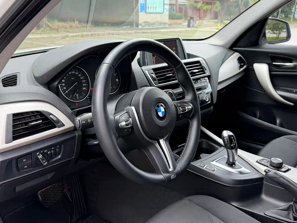 BMW 1 Series 2015
