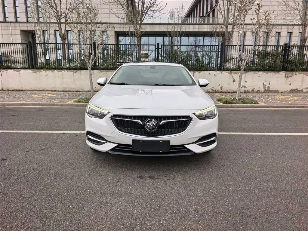 Buick Regal 2020 — фото 21