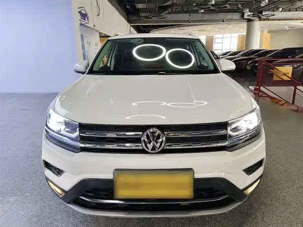 Volkswagen Tharu 2020