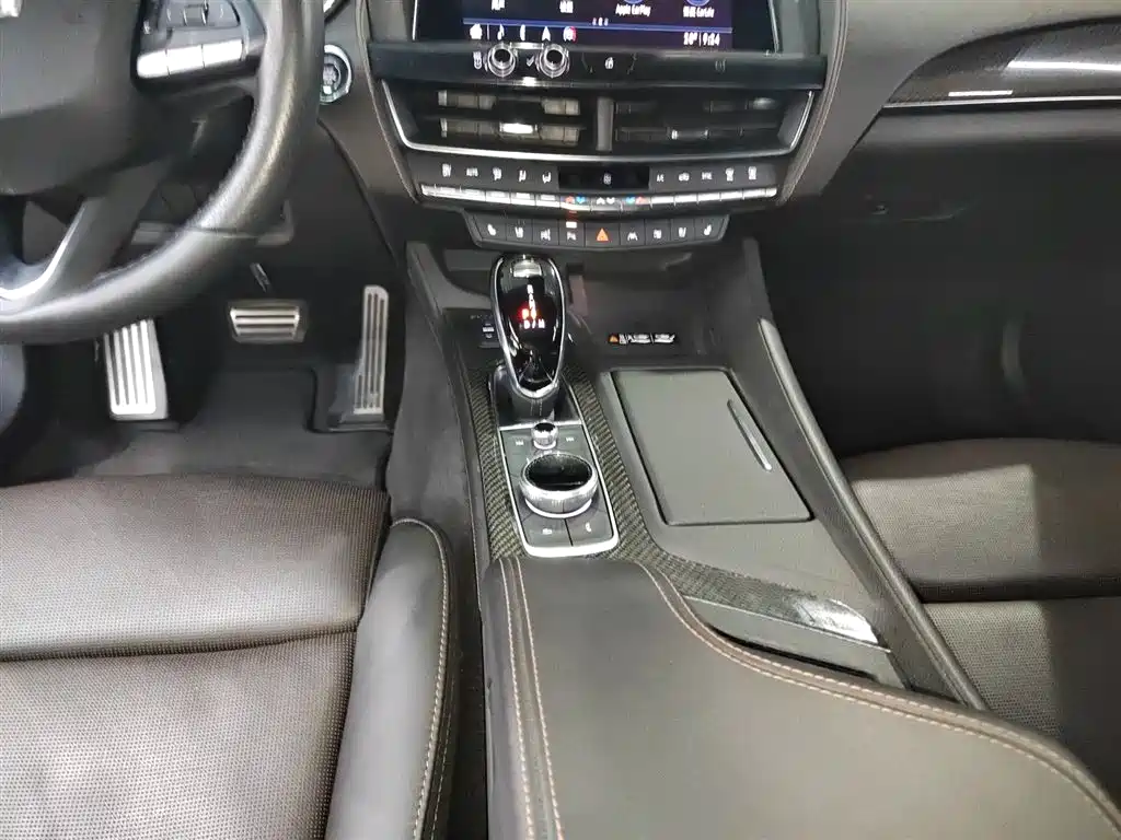 Cadillac CT5 2020 — фото 11