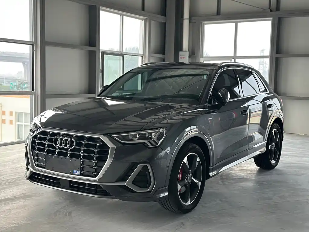 Audi Q3 2022