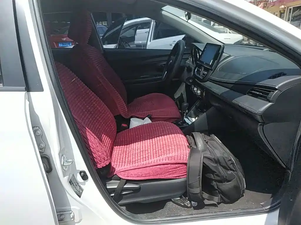 Toyota Vios 2022 — фото 25