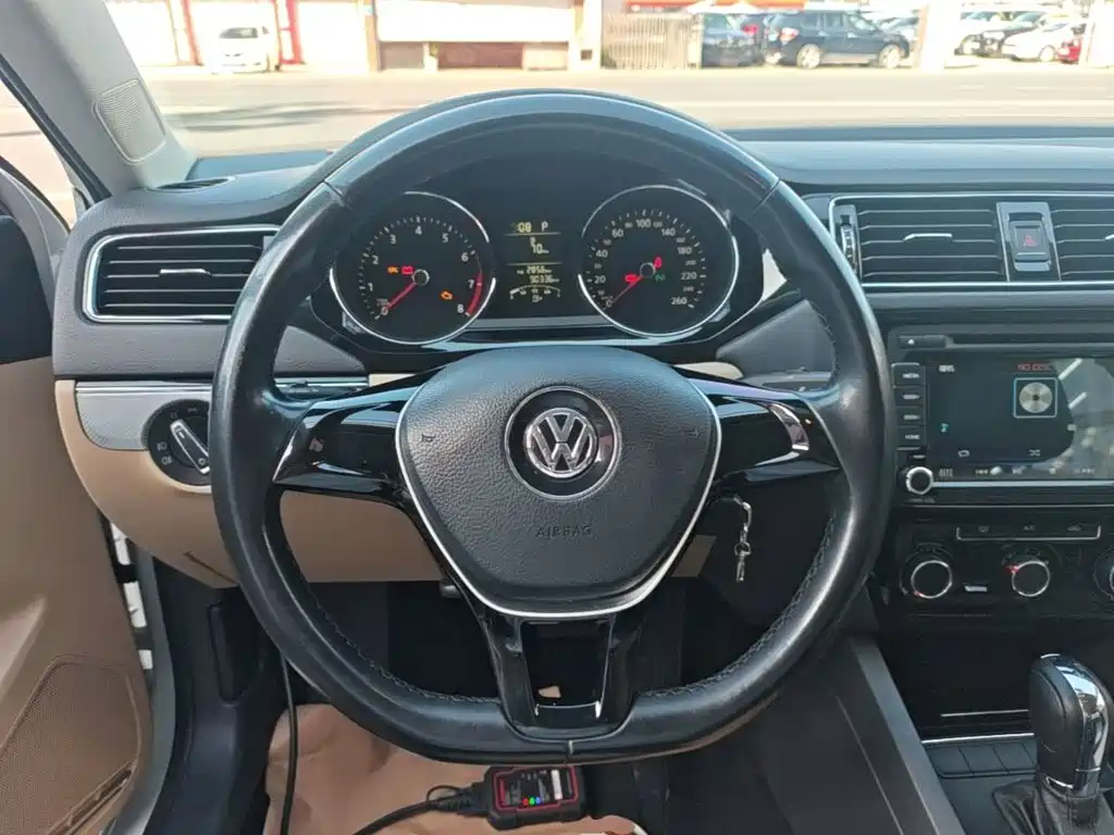 Volkswagen Sagitar 2015 — фото 11