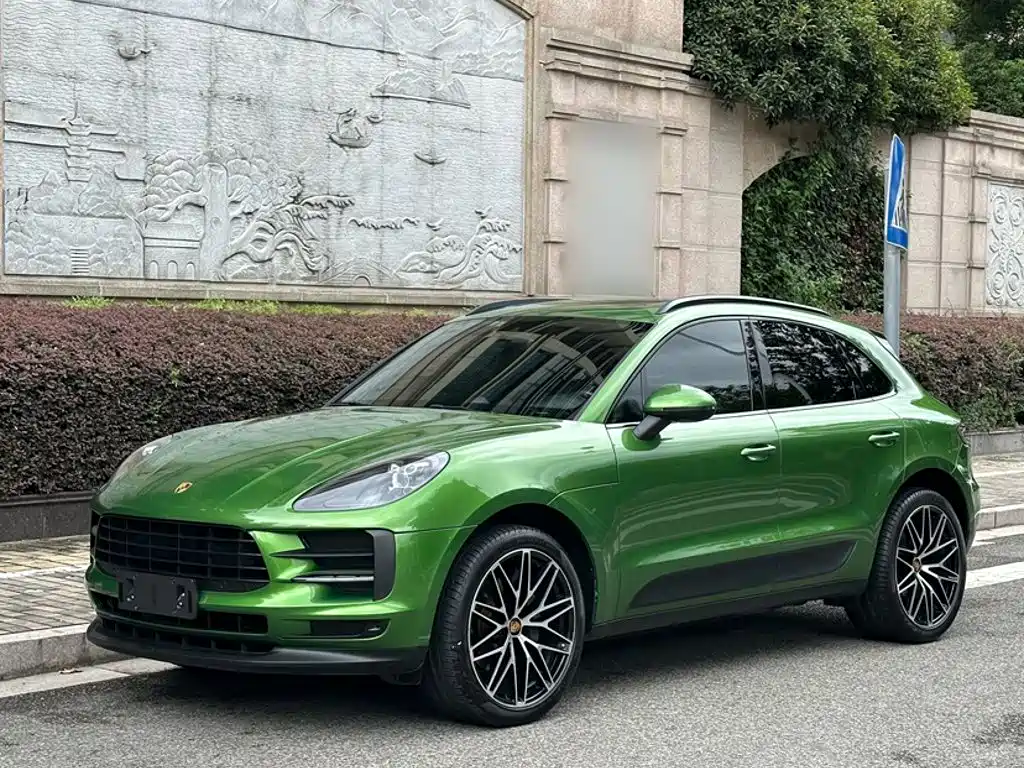 Porsche Macan 2021 — фото 1