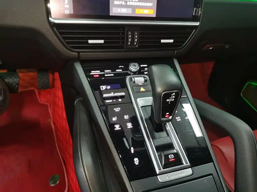 Porsche Cayenne 2020 — фото 10