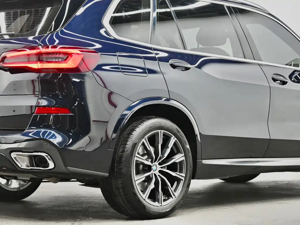 BMW X5 2023 — фото 31