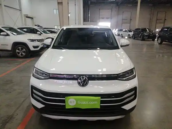 Volkswagen Tharu 2025
