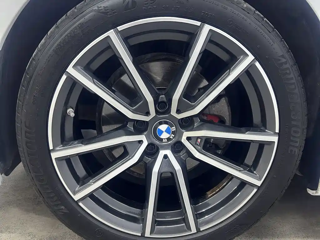 BMW 3 Series 2023 — фото 17