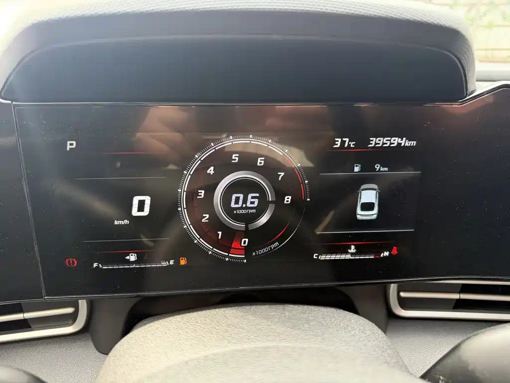 Hyundai Elantra 2021 — фото 10