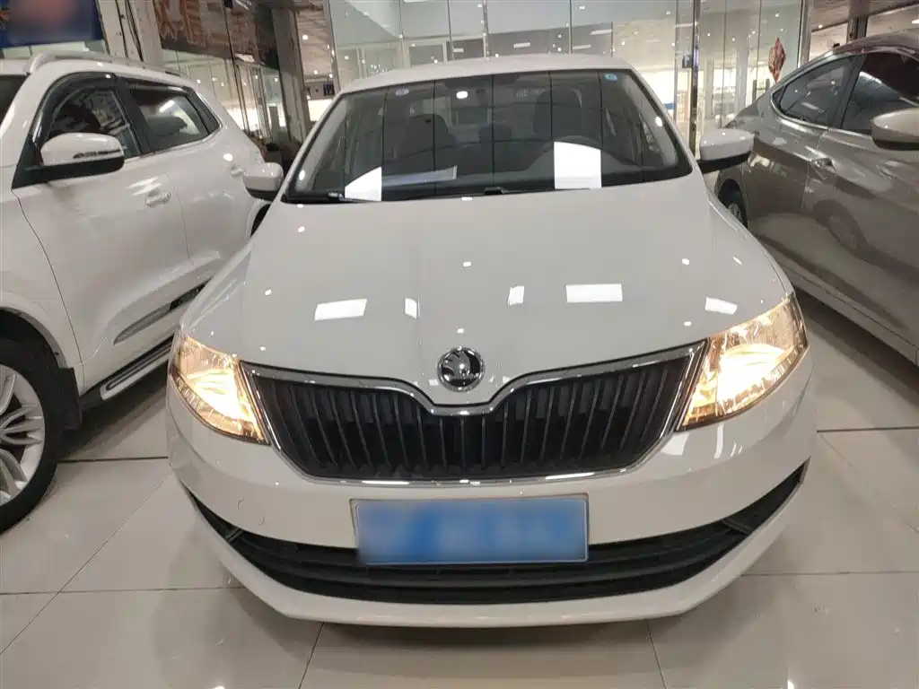 Skoda Rapid 2019 — фото 3