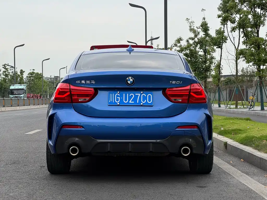 BMW 1 Series 2020 — фото 18
