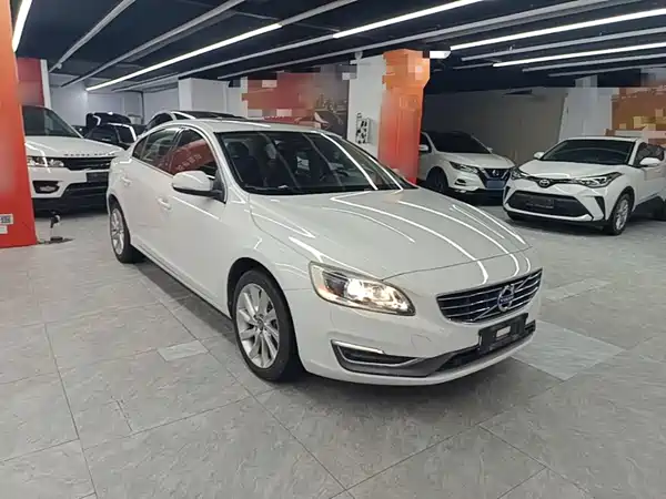 Volvo S60 2014