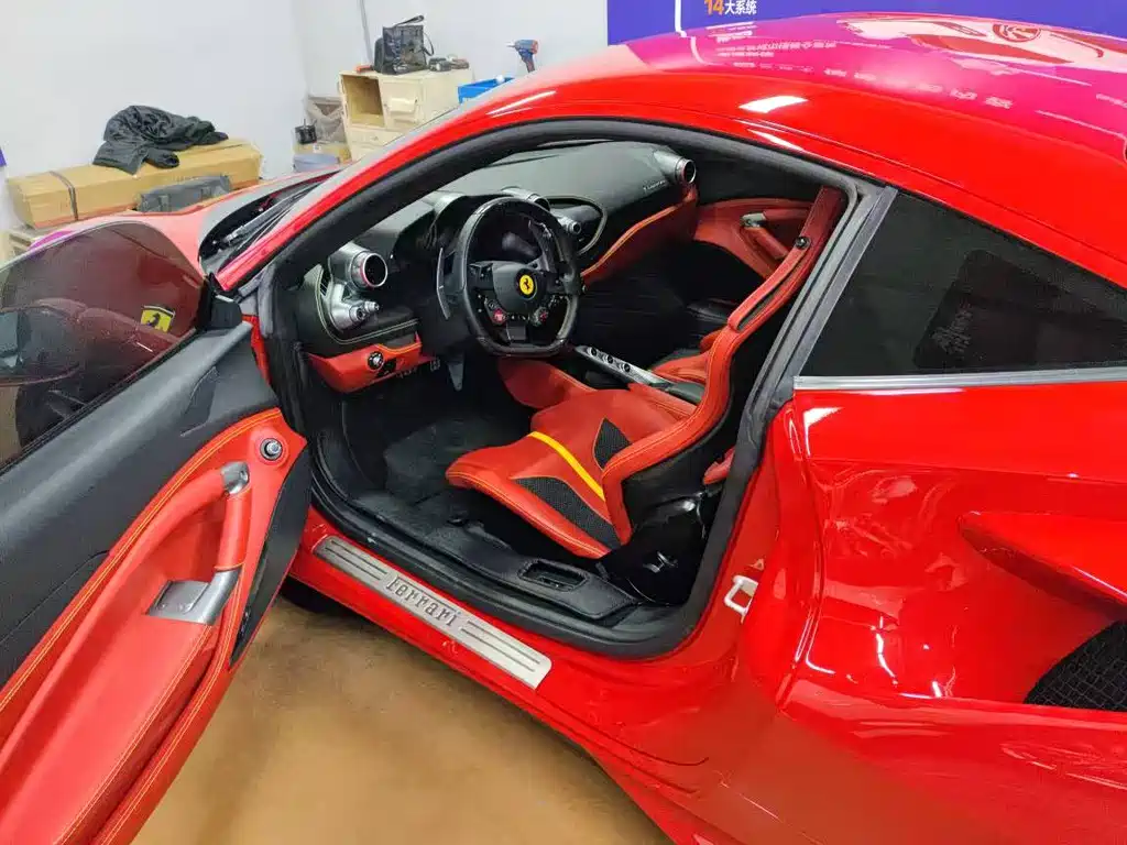 Ferrari F8 2021 — фото 4