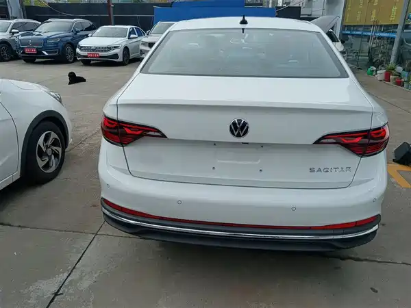 Volkswagen Sagitar 2025