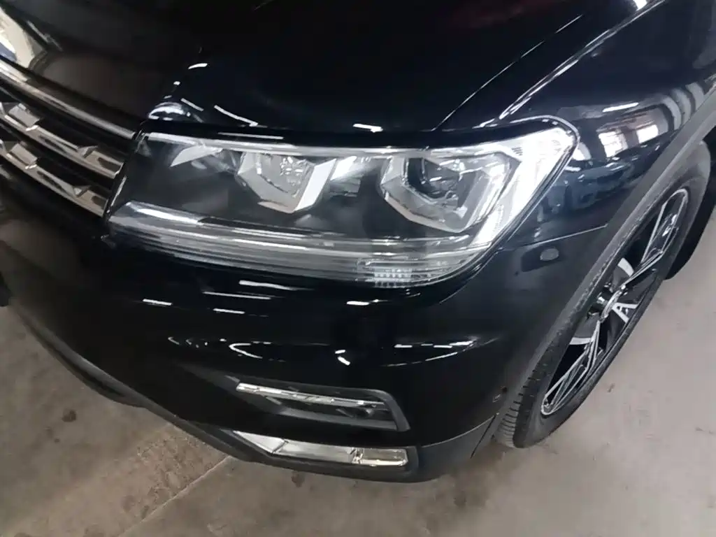 Volkswagen Tiguan L 2020 — фото 24