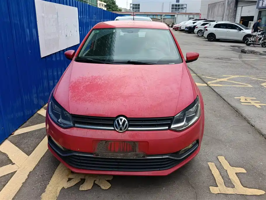Volkswagen Polo 2015