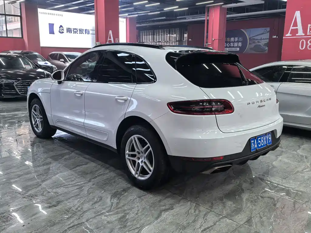 Porsche Macan 2018 — фото 5