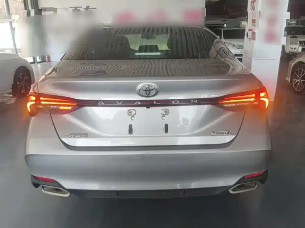 Toyota Avalon 2019